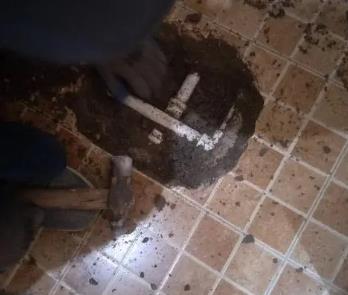 永州市卫生间漏水维修公司为您分享下卫生间渗水如何处理及注意事项